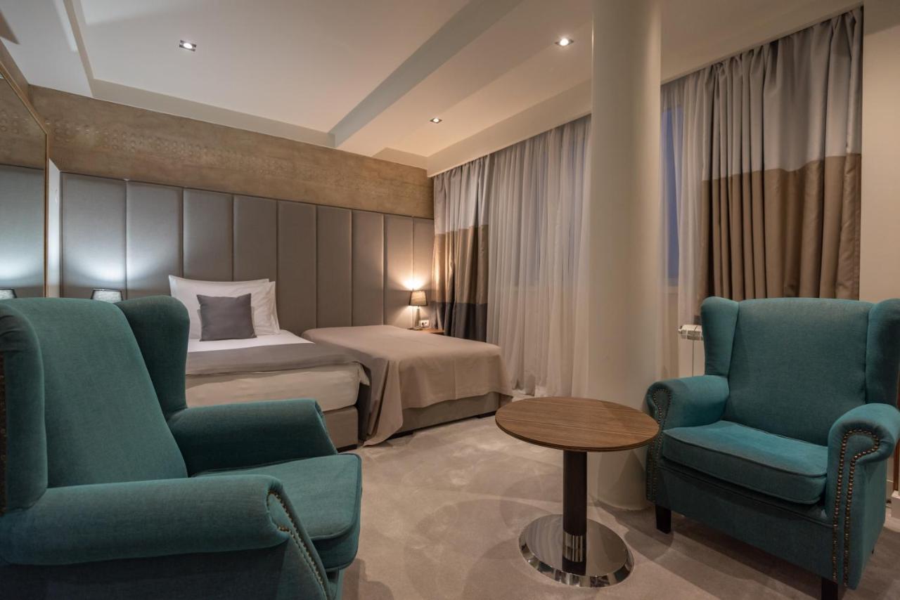 Hotel Abc Λέσκοβατς Εξωτερικό φωτογραφία